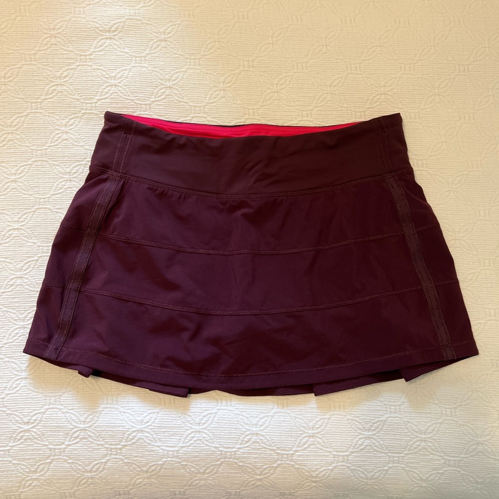 LuluLemon Pace Rival Mid-Rise Skirt (Wine color) Size 6